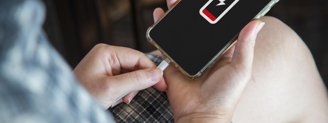 Αλλαγή μπαταρίας iPhone: Πότε χρειάζεται & πόσο κοστίζει